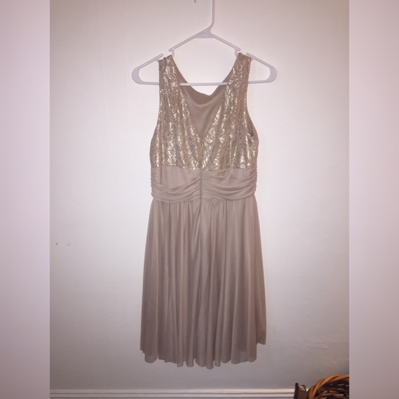 Women's Dress - Picture 2 of 3